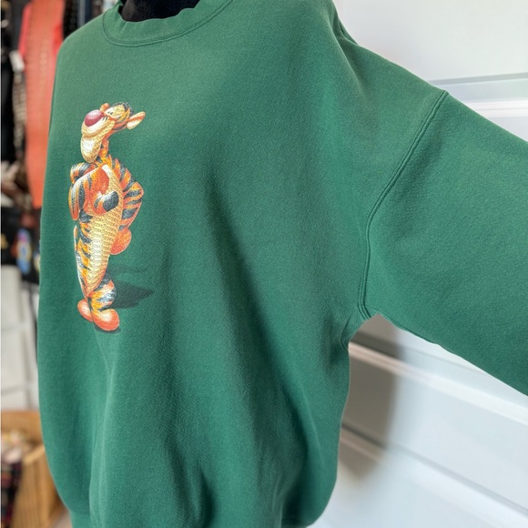 Vintage Disney Winnie the Pooh Tigger Crewneck sweater - Picture 5 of 9